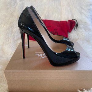CHRISTIAN LOUBOUTIN Privé Open Toe Pump - Size 38